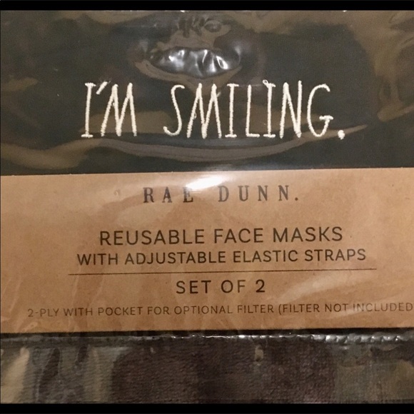 😷Rae Dunn Face Mask “HELLO ITS ME” “IM SMILING”😁 - Picture 2 of 3